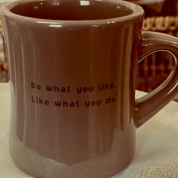 Life is Good Brown Mug with Golfer
Pre owned, Like New condition! - Picture 2 of 7